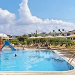 Nereides Hotel 4*